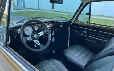 Volkswagen-VW-Variant-squareback-1976-coupe-39