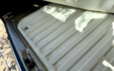 Volkswagen-Vanagon-1985-brown-7