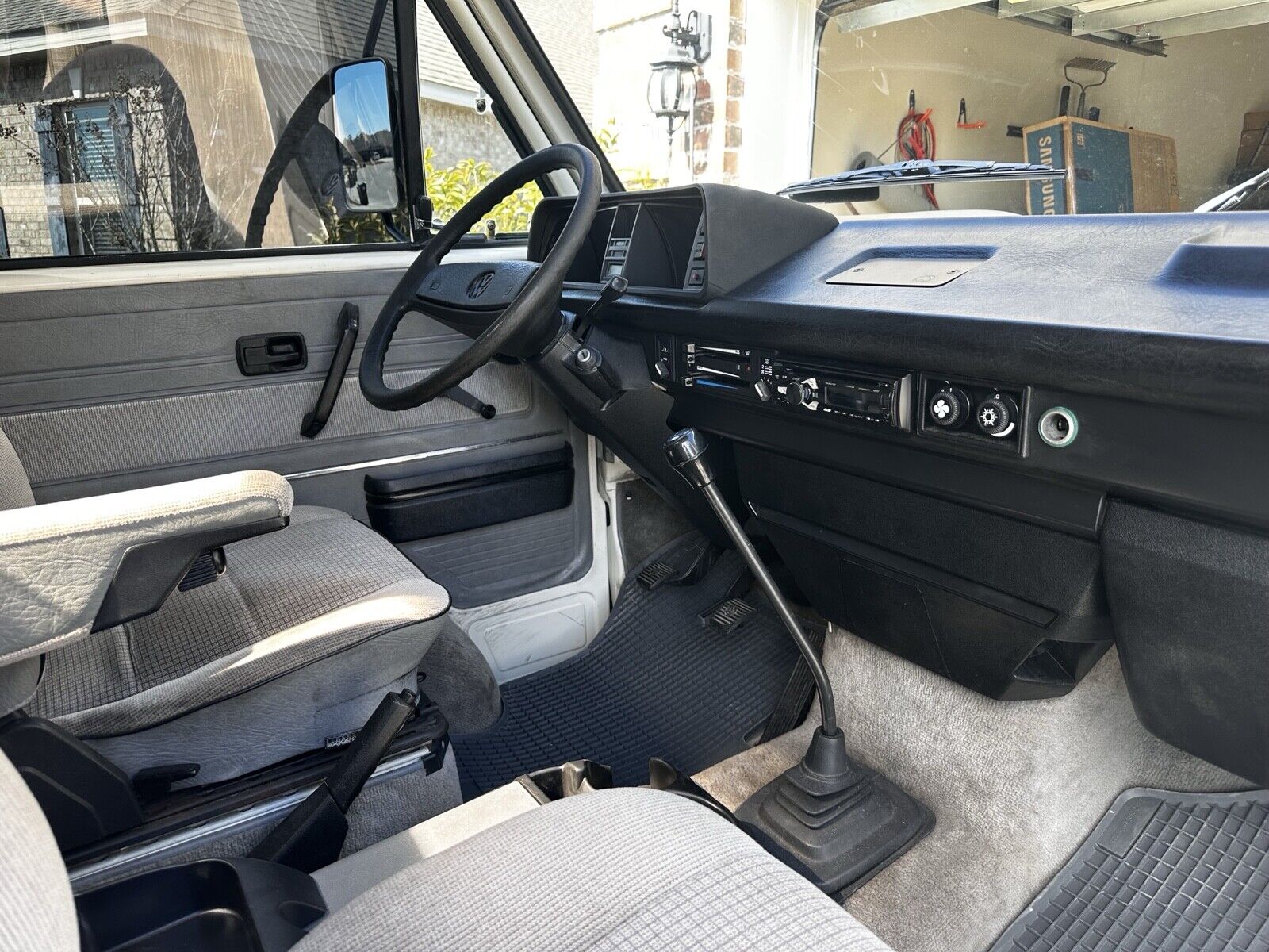 Volkswagen-Vanagon-1989-Van-Camper-15