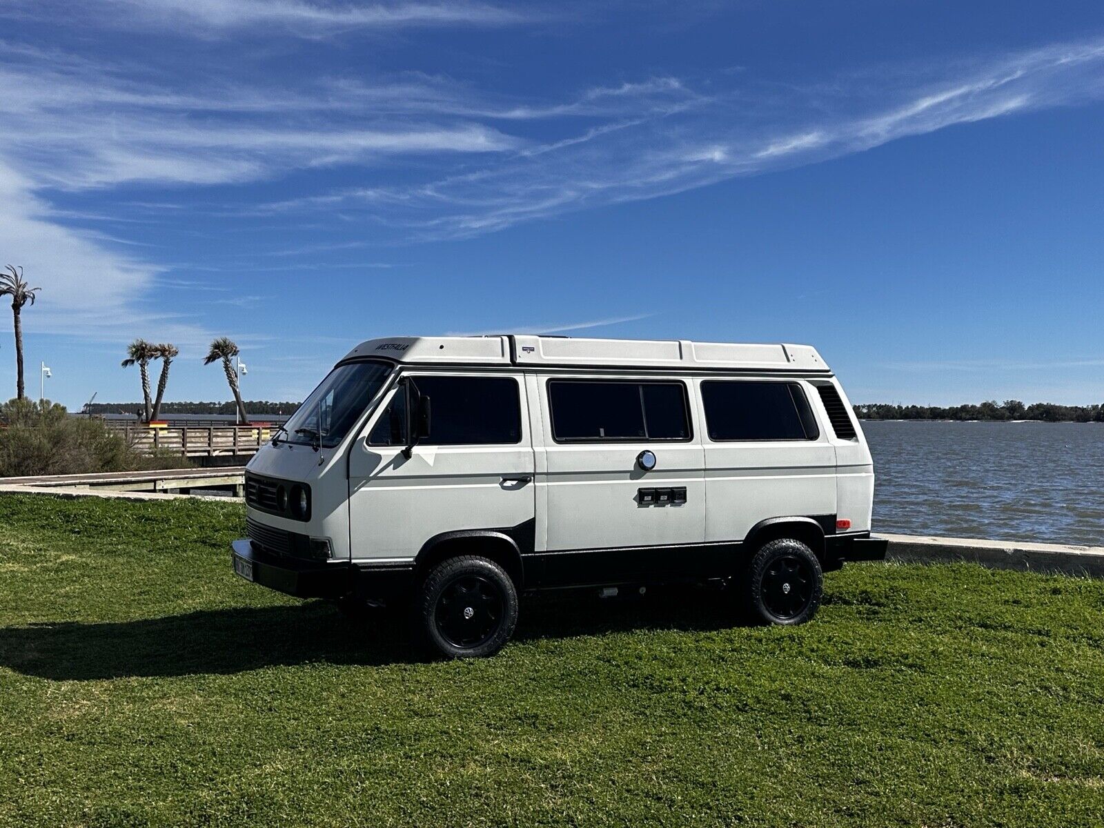 Volkswagen-Vanagon-1989-Van-Camper-2