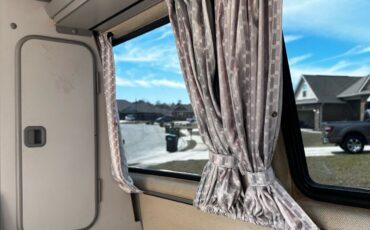 Volkswagen-Vanagon-1989-Van-Camper-23