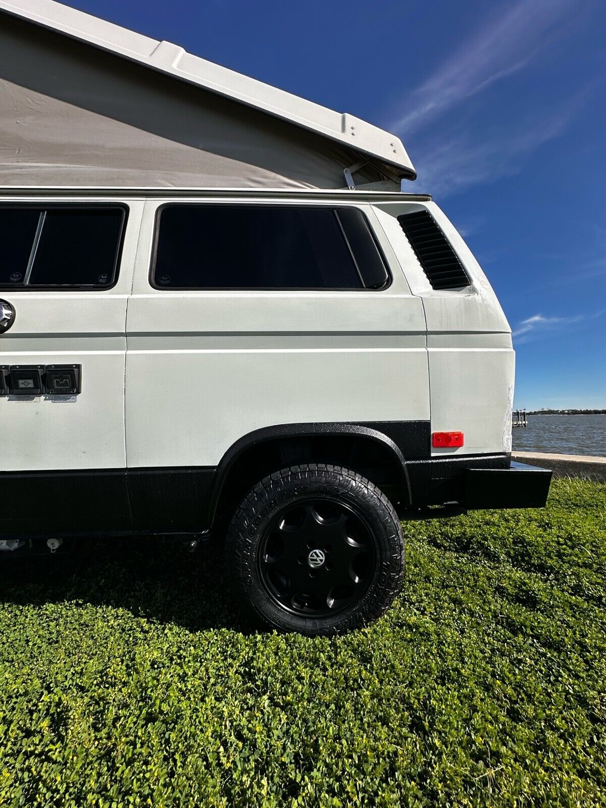Volkswagen-Vanagon-1989-Van-Camper-9