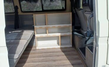 Volkswagen-Vanagon-bus-1991-white-11