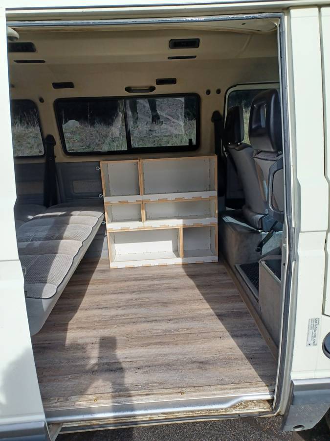 Volkswagen-Vanagon-bus-1991-white-11