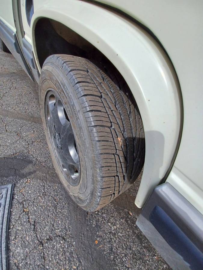 Volkswagen-Vanagon-bus-1991-white-18