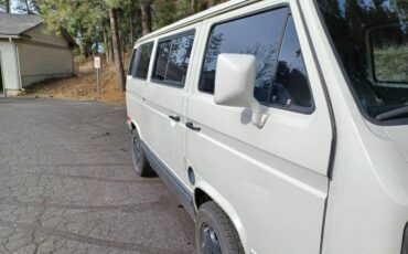 Volkswagen-Vanagon-bus-1991-white-4