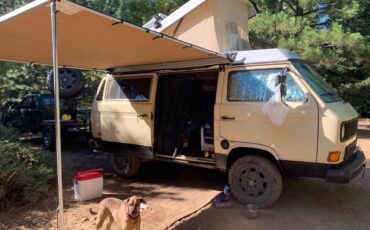 Volkswagen-Vanagon-camper-1984-13