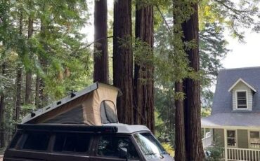 Volkswagen-Vanagon-kombi-1986