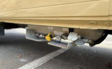 Volkswagen-Vanagon-vanagon-camper-1984-yellow-4