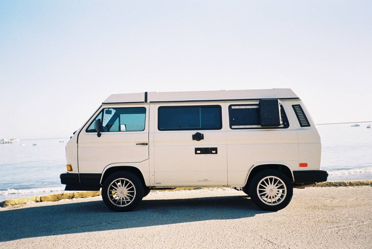 Volkswagen-Vanagon-wes-1989-white-1