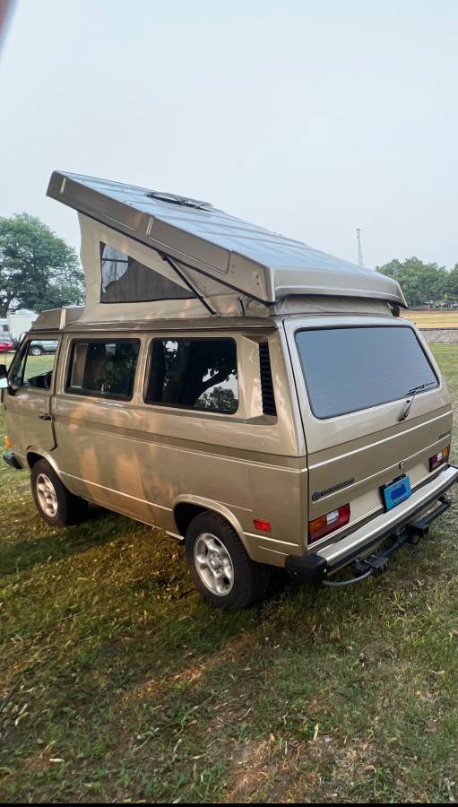 Volkswagen-Vanagon-westfalia-1986-1