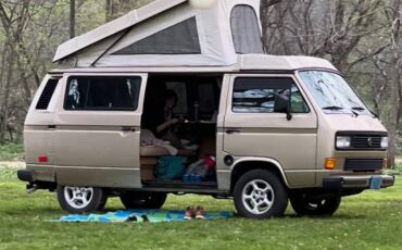 Volkswagen-Vanagon-westfalia-1986-3