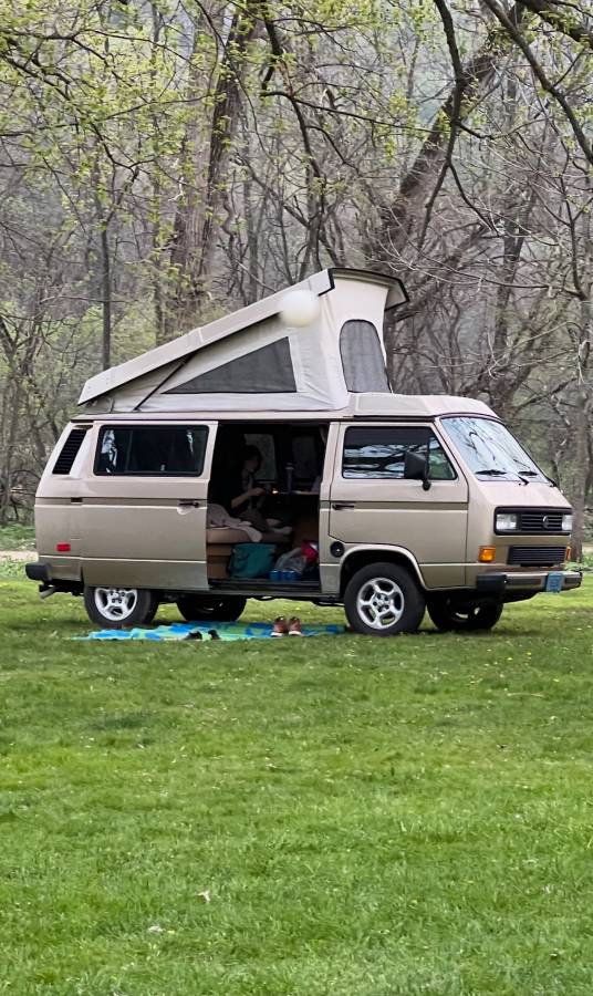 Volkswagen-Vanagon-westfalia-1986-3