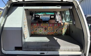 Volkswagen-Vanagon-westfalia-1990-white-14