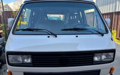 Volkswagen Vanagon westfalia  1990 white