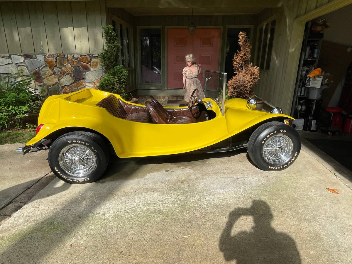 Volkswagen-Volkswagon-vw-dune-buggy-1962-yellow-23