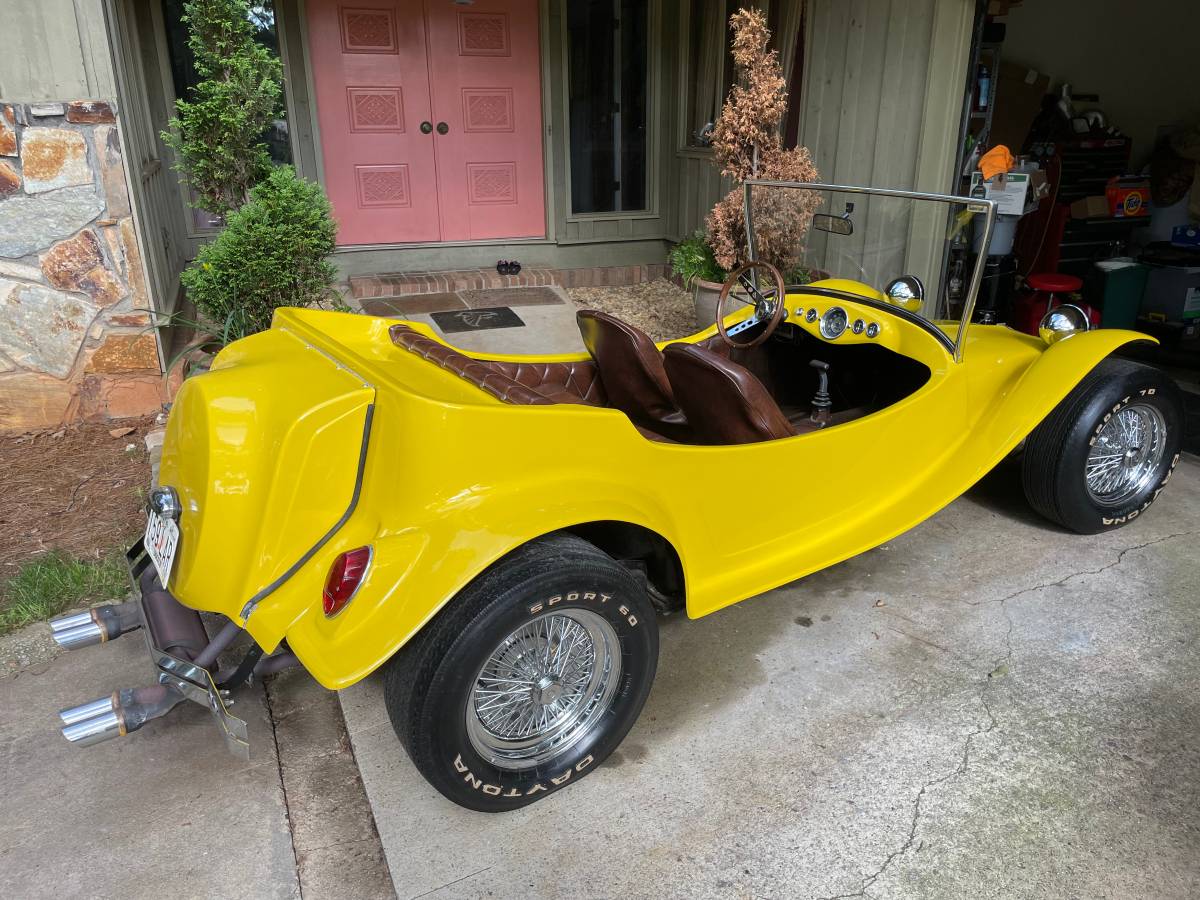 Volkswagen-Volkswagon-vw-dune-buggy-1962-yellow-5