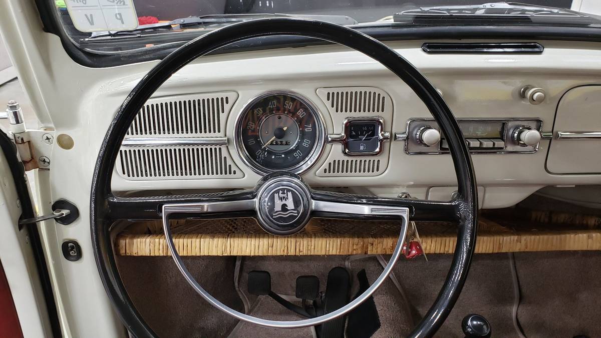 Volkswagen-Vw-beetle-1300-1966-white-15