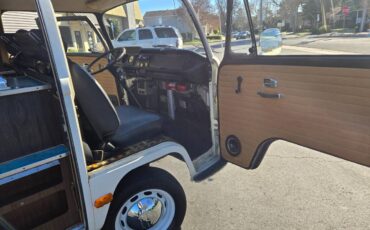 Volkswagen-Vw-bus-1968-white-17
