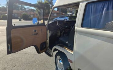 Volkswagen-Vw-bus-1968-white-18