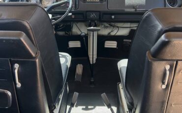 Volkswagen-Vw-bus-1973-orange-20