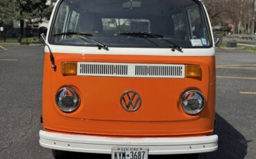 Volkswagen-Vw-bus-1979-orange-1