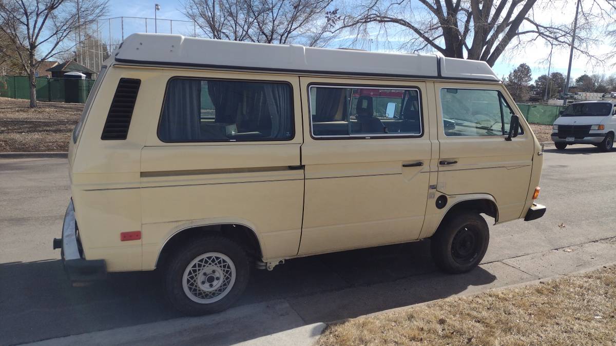 Volkswagen-Vw-bus-1984-yellow-2