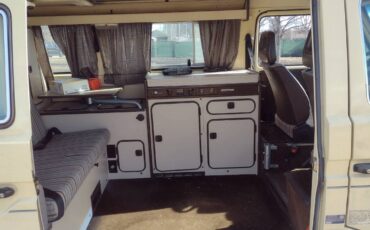 Volkswagen-Vw-bus-1984-yellow-4