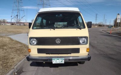 Volkswagen Vw bus  1984 yellow