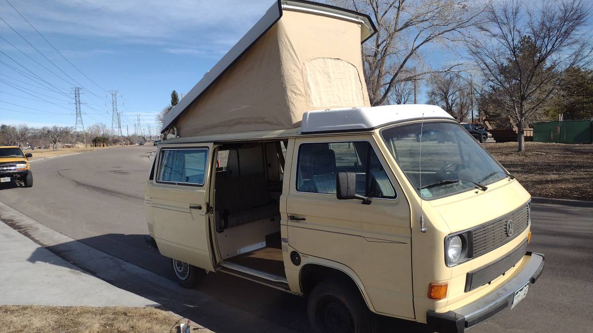 Volkswagen-Vw-bus-1984-yellow-5