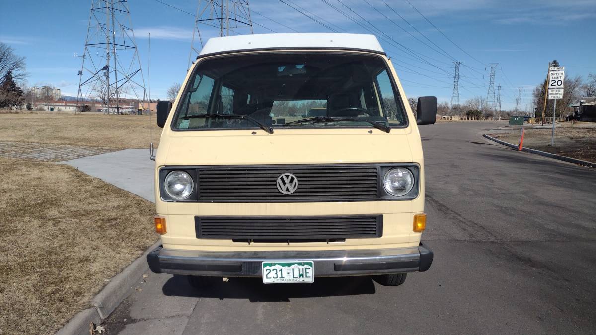 Volkswagen-Vw-bus-1984-yellow