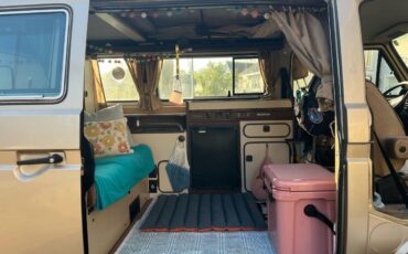 Volkswagen-Vw-bus-1986-brown-1