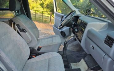 Volkswagen-Vw-eurovan-1995-white-11