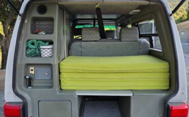 Volkswagen-Vw-eurovan-1995-white-19