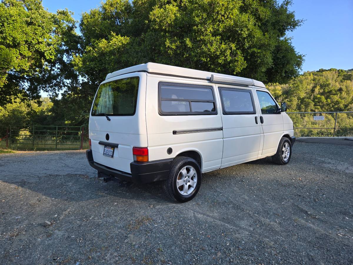 Volkswagen-Vw-eurovan-1995-white-4