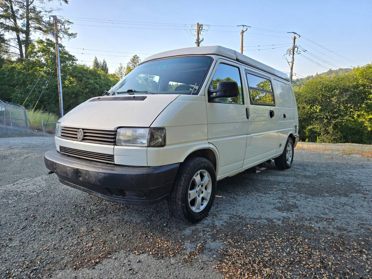 Volkswagen-Vw-eurovan-1995-white-8