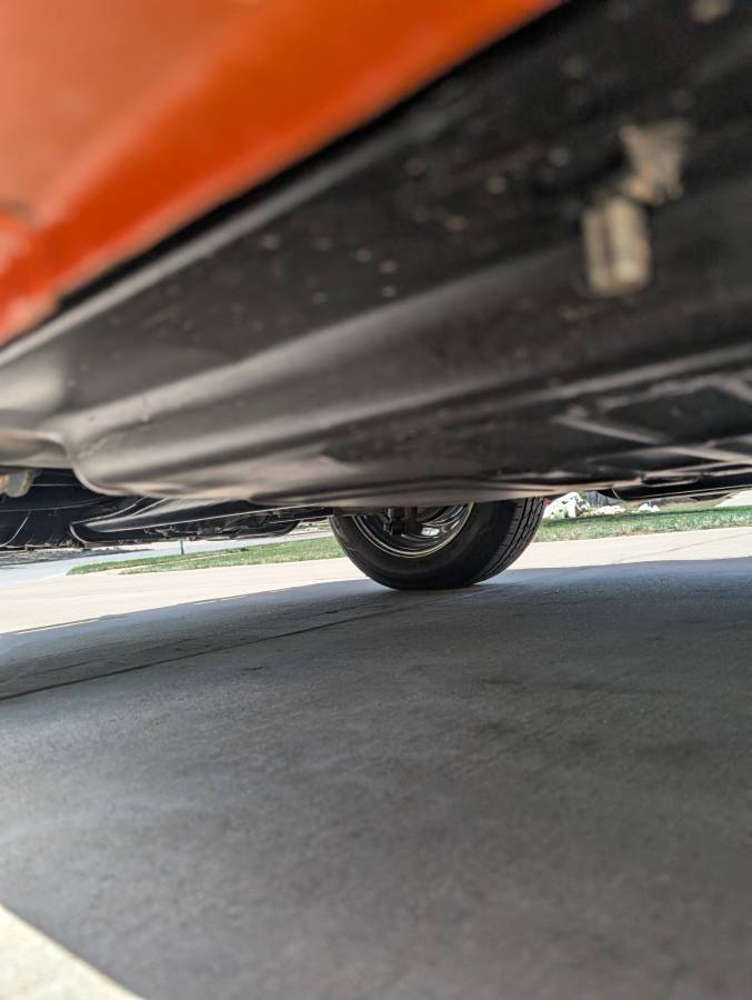 Volkswagen-Vw-karmann-ghia-1966-orange-11