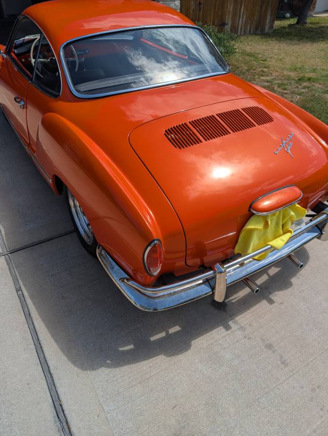 Volkswagen-Vw-karmann-ghia-1966-orange-2