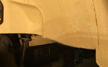 Volkswagen-Vw-karmann-ghia-1967-white-13
