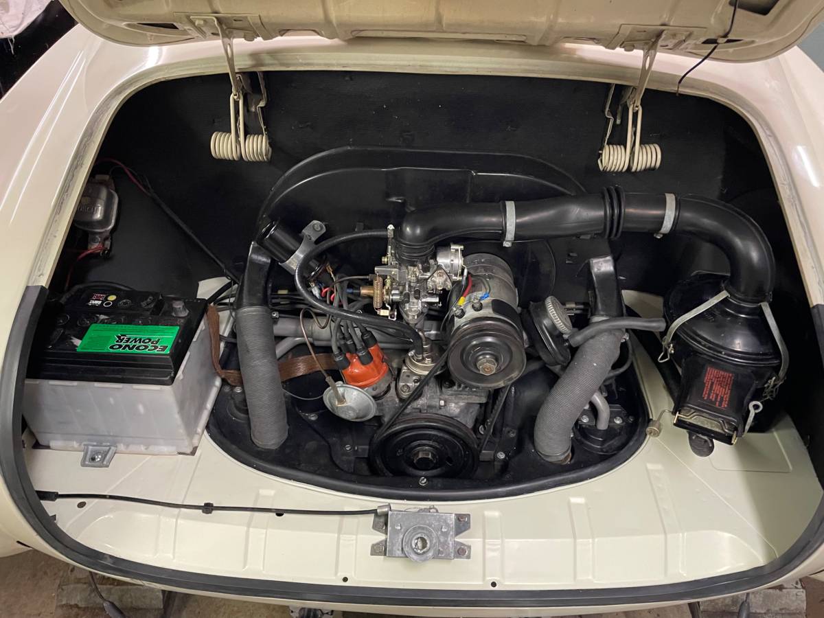 Volkswagen-Vw-karmann-ghia-1967-white-5