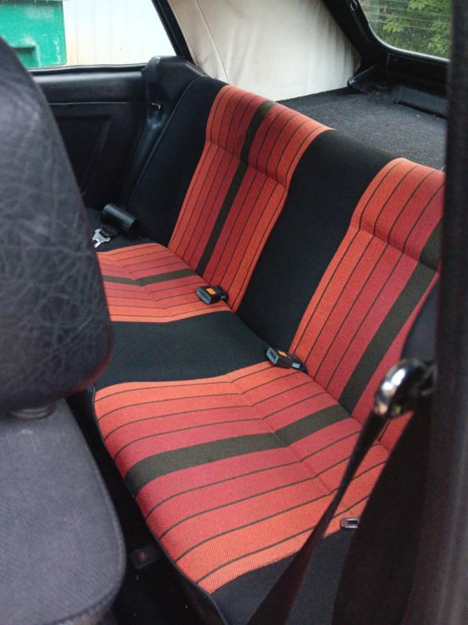 Volkswagen-Vw-rabbit-1982-red-2