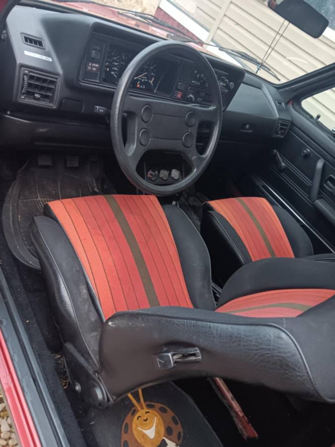 Volkswagen-Vw-rabbit-1982-red-3