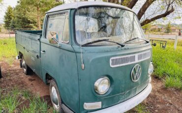 Volkswagen-Vw-single-cab-transporter-1969-green