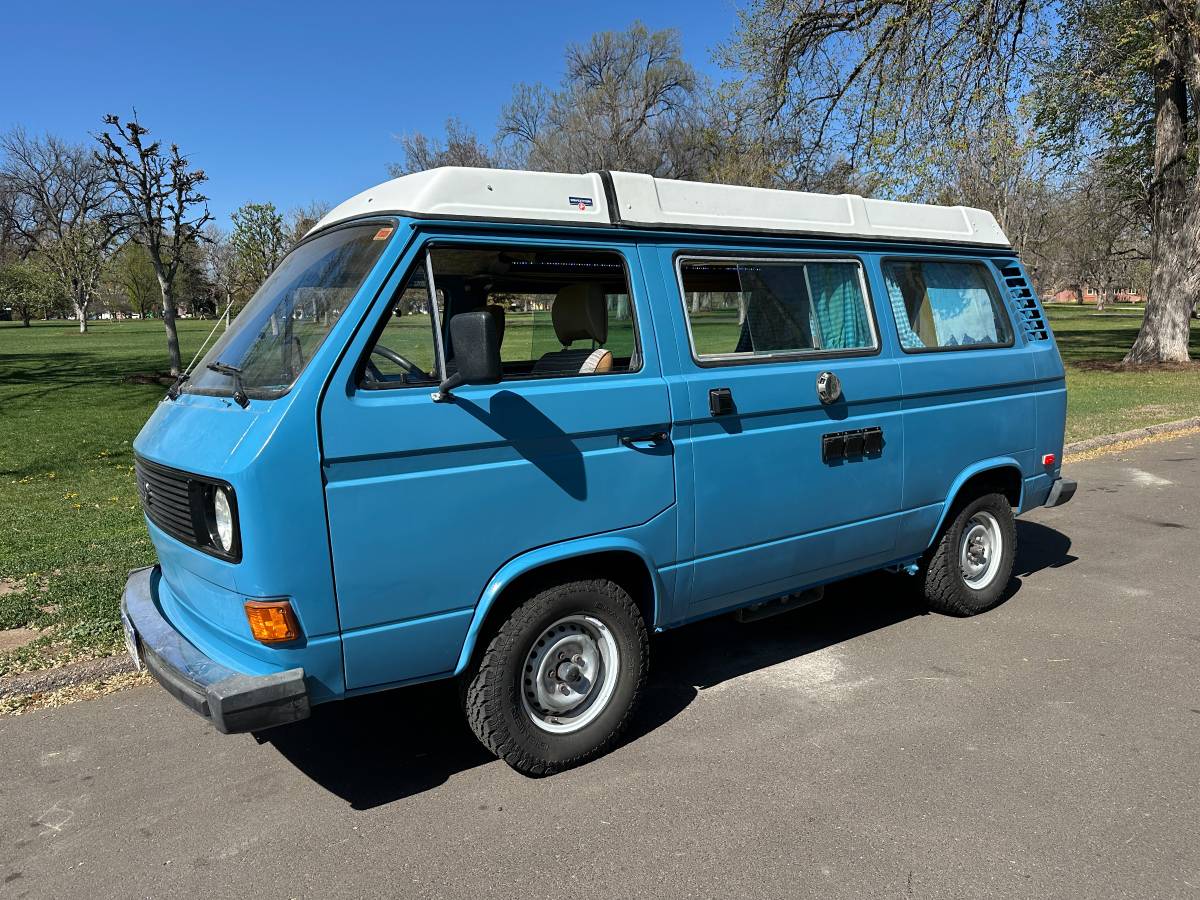 Volkswagen-Vw-vanagon-1980-blue-10