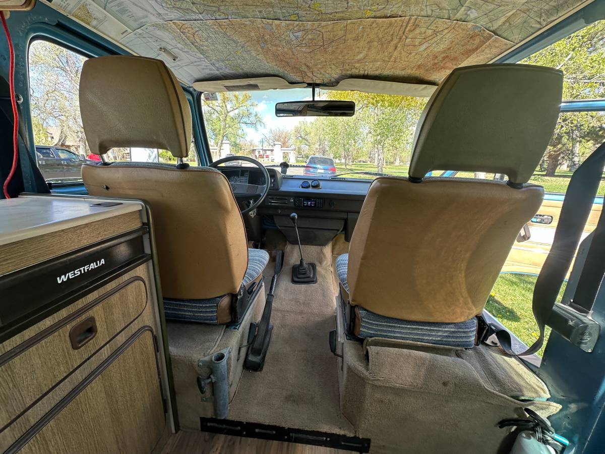 Volkswagen-Vw-vanagon-1980-blue-12