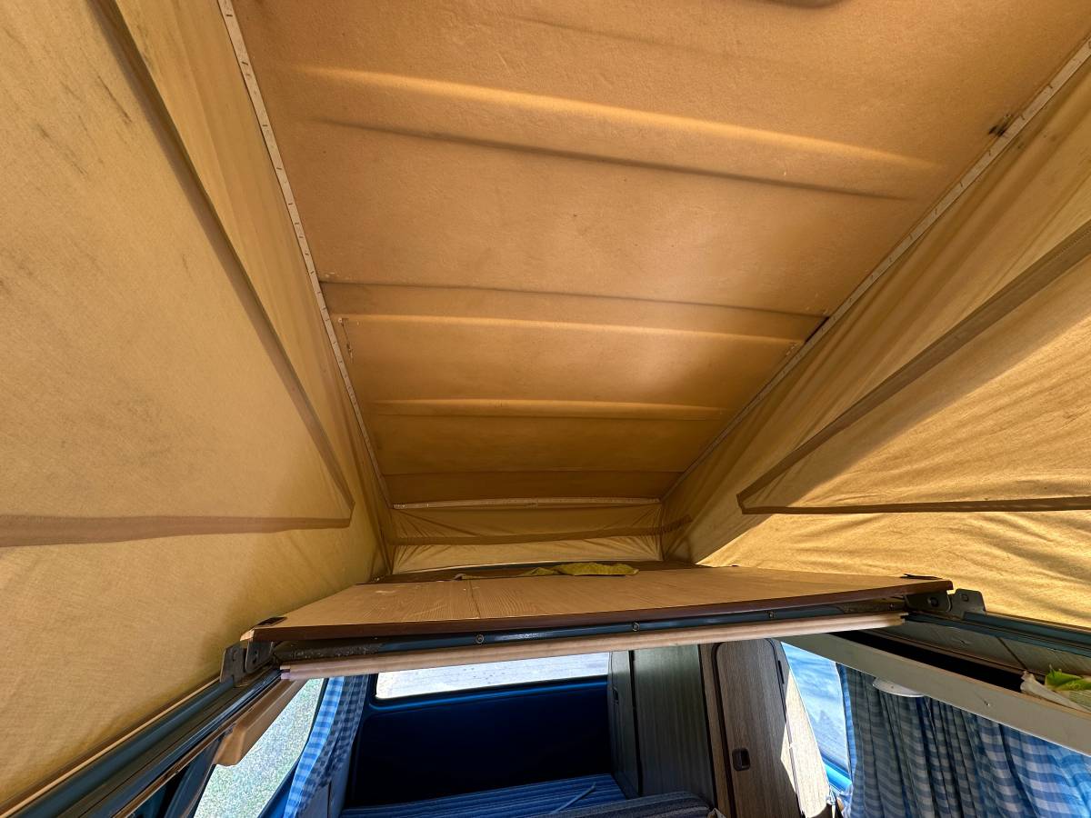 Volkswagen-Vw-vanagon-1980-blue-19