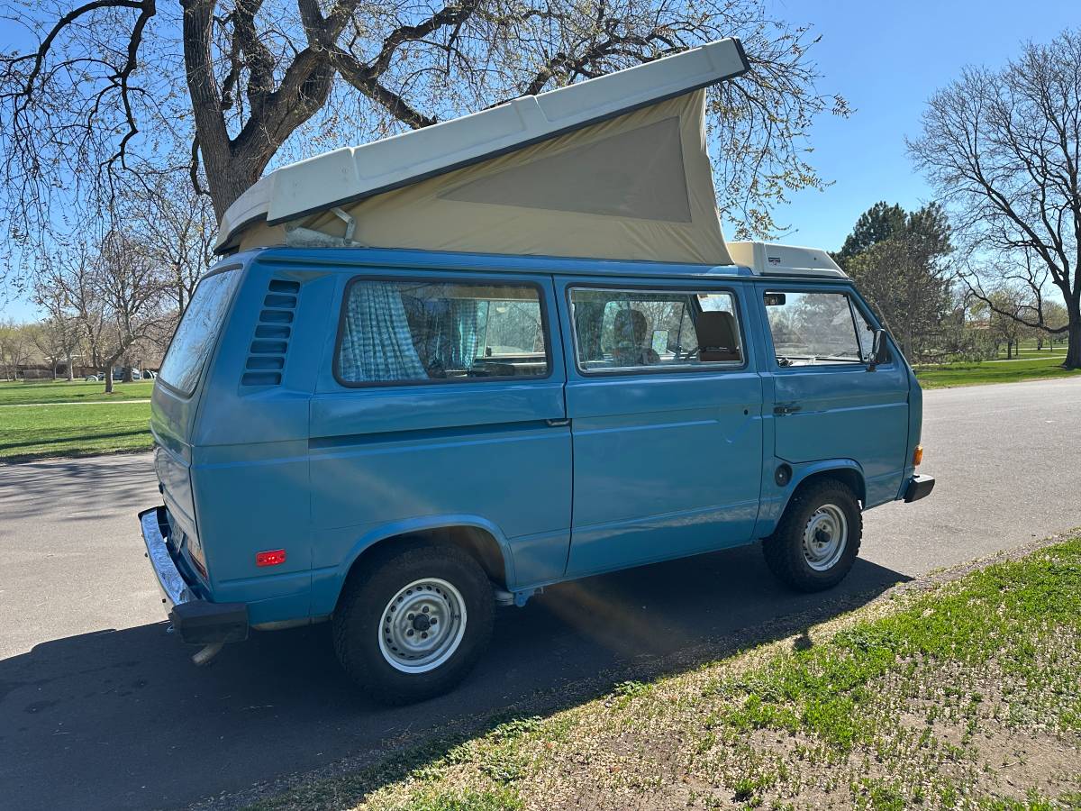 Volkswagen-Vw-vanagon-1980-blue-2
