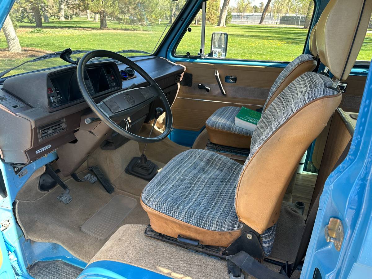Volkswagen-Vw-vanagon-1980-blue-6
