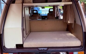 Volkswagen-Vw-vanagon-1984-brown-1