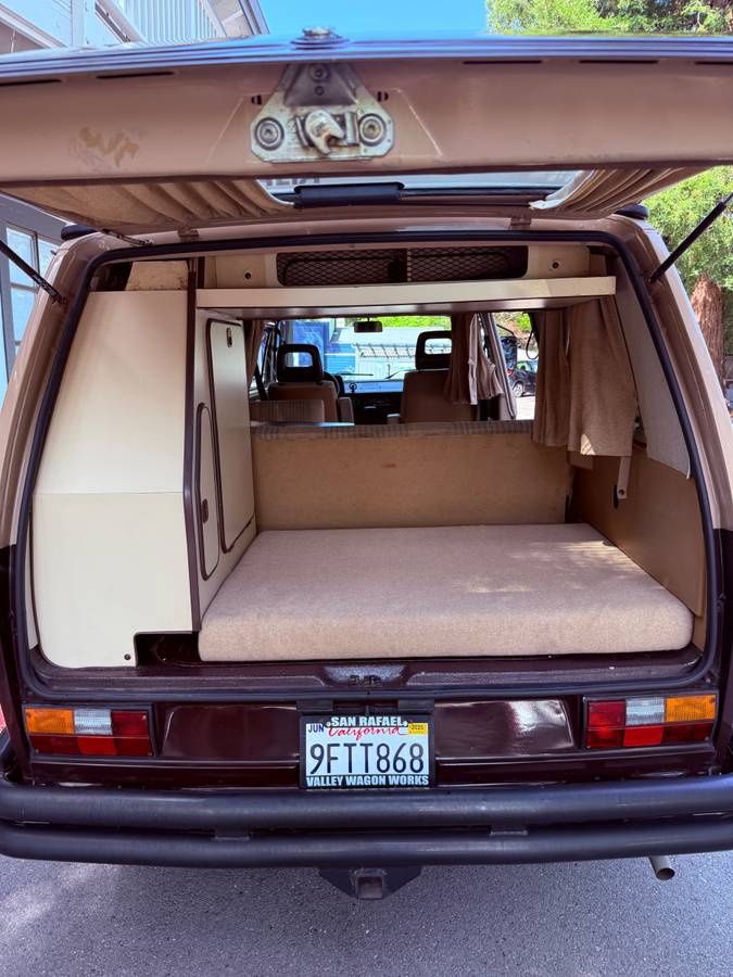 Volkswagen-Vw-vanagon-1984-brown-1
